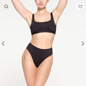 SKIMS Signature Swim Mid Waist Bottoms - Large